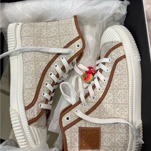 LOEWE Anagram High-Top Sneakers